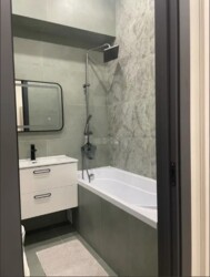 2-��������� �������� � 61.6 �² � 5/10 ����, ����� 58/1 ���� 2