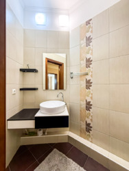 3-��������� �������� � 135 �² � 14/15 ����, ������ 128 ���� 27