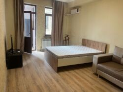 1-��������� �������� � 50 �² � 10/14 ����, ���������� 37 ���� 8