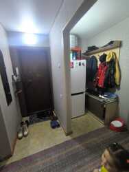 3-��������� �������� � 61.7 �² � 1/4 ����, �������� 7 � ����������� ���� 8