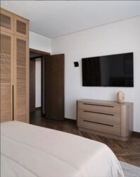 3-��������� �������� � 90 �² � 8/18 ����, ���-������ 41/6 � ���� 5 ���� 7