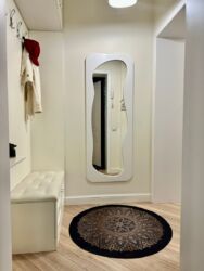 2-��������� �������� � 50.9 �² � 2/10 ����, ������������ 40 � ���������� ���� 10