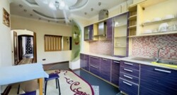 3-��������� �������� � 74 �² � 2/9 ����, �������� 93 � ����������� ���� 2