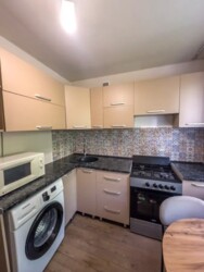 2-��������� �������� � 40.7 �² � 4/4 ����, ������ �������� 64� ���� 2