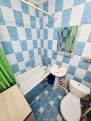 1-��������� �������� � 33 �² � 2/4 ����, ������ 163 � ������� ���� 8