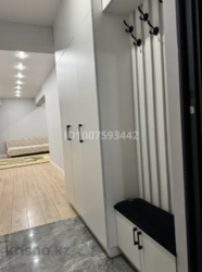 3-��������� �������� � 74 �² � 5/10 ����, ���������� 51 � ���������� 51/9 ���� 2