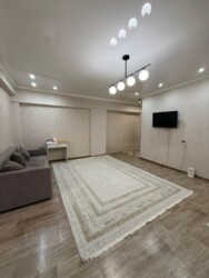 2-��������� �������� � 52 �² � 2/4 ����, �������� 168 � ��������� �������� ���� 1