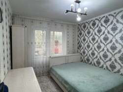 4-��������� �������� � 90 �² � 3/5 ����, ��� �����-3� � ����� �����-�������� 123 ���� 9