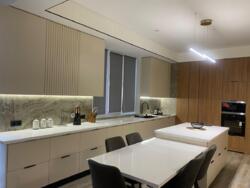 2-��������� �������� � 104 �² � 10/19 ����, ���� 164 �3 � ������������� ���� 16