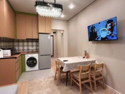 2-��������� �������� � 49.1 �² � 9 ����, ���� 160 � ������ ����� ���� 3