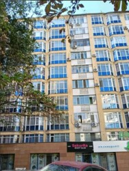 2-��������� �������� � 75.6 �² � 4/9 ����, ��� ���������, ������ ����� 12/16 � ����� ���������� ���� 9