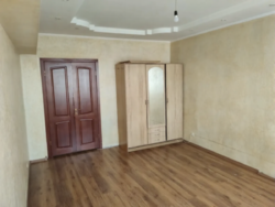 3-��������� �������� � 74 �² � 5/5 ����, ��������� 22 � ����� ����������� � ����� ���� 2