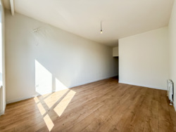 3-��������� �������� � 125.9 �² � 5/6 ����, ������� ������������� 71 ���� 12