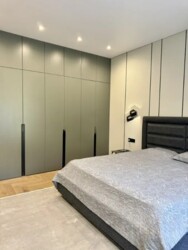 4-��������� �������� � 165 �² � 2/3 ����, ��� ������� 78 ���� 8