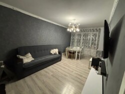 3-комнатная квартира · 61.7 м² · 3/4 этаж, мкр Алмагуль, Утепова 14 фото 1 3-комнатная квартира · 61.7 м² · 3/4 этаж, мкр Алмагуль, Утепова 14 фото 1