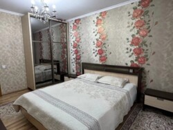 4-��������� �������� � 90 �² � 3/5 ����, ��� �����-3� � ����� �����-�������� 123 ���� 8