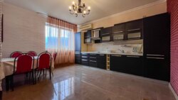 2-��������� �������� � 127 �² � 8/13 ����, ���-������ 95 � ��������� ���� 9