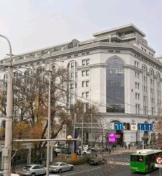 3-��������� �������� � 67 �² � 2/4 ����, �������� ������ 136 � ����� ��.��������� � ������ ���� ���� 2