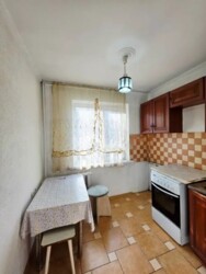 1-��������� �������� � 33 �² � 2/4 ����, ������ 163 � ������� ���� 4