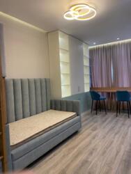 2-��������� �������� � 104 �² � 10/19 ����, ���� 164 �3 � ������������� ���� 2