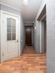 3-��������� �������� � 64.1 �² � 3/5 ����, ������ 117 � ��������� ���� 17