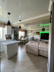 3-��������� �������� � 75 �² � 4/4 ����, ������ 73 � ������ ���� ��������� ������ ���� 11