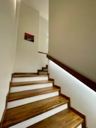 3-��������� �������� � 152.5 �² � 2/2 ����, ��� ��������, 2� �������� ���� 13