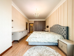 3-��������� �������� � 135 �² � 14/15 ����, ������ 128 ���� 4