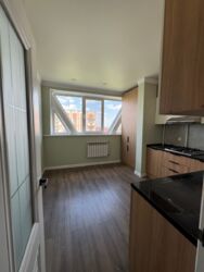 2-��������� �������� � 57.1 �² � 8/9 ����, �������� 167 � �����������-�������� ���� 17