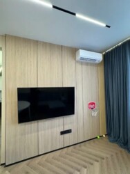 2-��������� �������� � 60.3 �² � 8/12 ����, �������� 90 � ���������� ���� 4