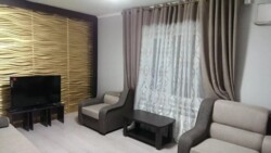 2-��������� �������� � 52 �² � 9/10 ����, �������� 233 � ������� ������ ���� 8