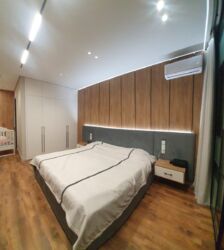 3-��������� �������� � 135 �² � 14/14 ����, �������� 277/7 � ������ �� �������� ���� 15