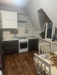 3-��������� �������� � 90 �² � 10/10 ����, �������� 241/3 � �� � ������� ���� 12