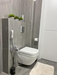 1-��������� �������� � 42.7 �² � 10/12 ����, ������ ����� 165 � ���� - ������ ����� ���� 16