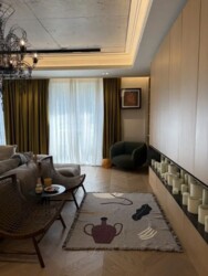 3-��������� �������� � 190 �² � 1/4 ����, ����������� 55 ���� 9