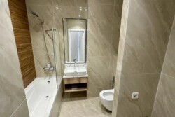 2-��������� �������� � 52.7 �² � 5/7 ����, ���� 6