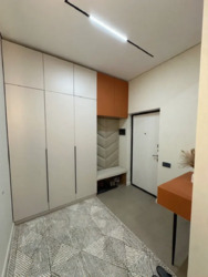 3-��������� �������� � 114 �² � 8/14 ����, �������� 277/7 ���� 11