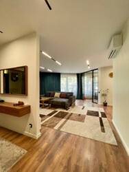 3-��������� �������� � 152.5 �² � 2/2 ����, ��� ��������, 2� �������� ���� 17