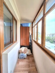 4-��������� �������� � 85.9 �² � 5/6 ����, �������� 154 ���� 24