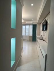 2-��������� �������� � 48 �² � 8/10 ����, �������� 244 � ��������/ ��������� ���� 5