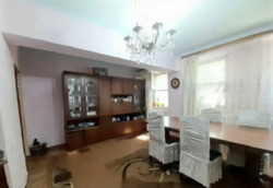 3-��������� �������� � 88 �² � 1/3 ����, ����������� 19� ���� 3