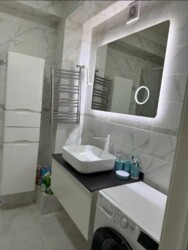 2-��������� �������� � 48 �² � 8/10 ����, �������� 244 � ��������/ ��������� ���� 3