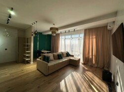 2-��������� �������� � 71 �² � 8/12 ����, ������� 154/1 ���� 1