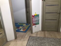 2-��������� �������� � 55 �² � 2/13 ����, ������ ������ 17� � ������� ���� 19