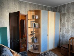 4-��������� �������� � 95.8 �² � 6/9 ����, ��� ������-1 40 ���� 18