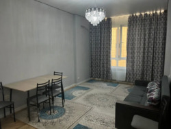 2-��������� �������� � 44 �² � 12/12 ����, ��������� 351/1 � ����������� ������� ���� 1