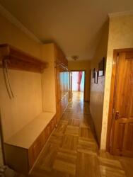 3-��������� �������� � 120.6 �² � 2/9 ����, ������� 9� � Essentai Mall ���� 10