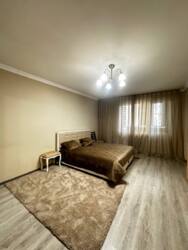 3-��������� �������� � 93.6 �² � 11/12 ����, ���� �� 273/5 ���� 12