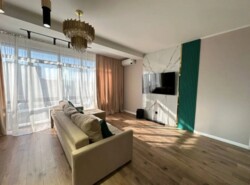 2-��������� �������� � 71 �² � 8/12 ����, ������� 154/1 ���� 7