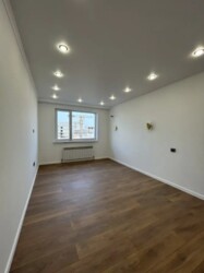 2-��������� �������� � 42.3 �² � 7/10 ����, ��������� 174/2 ���� 7